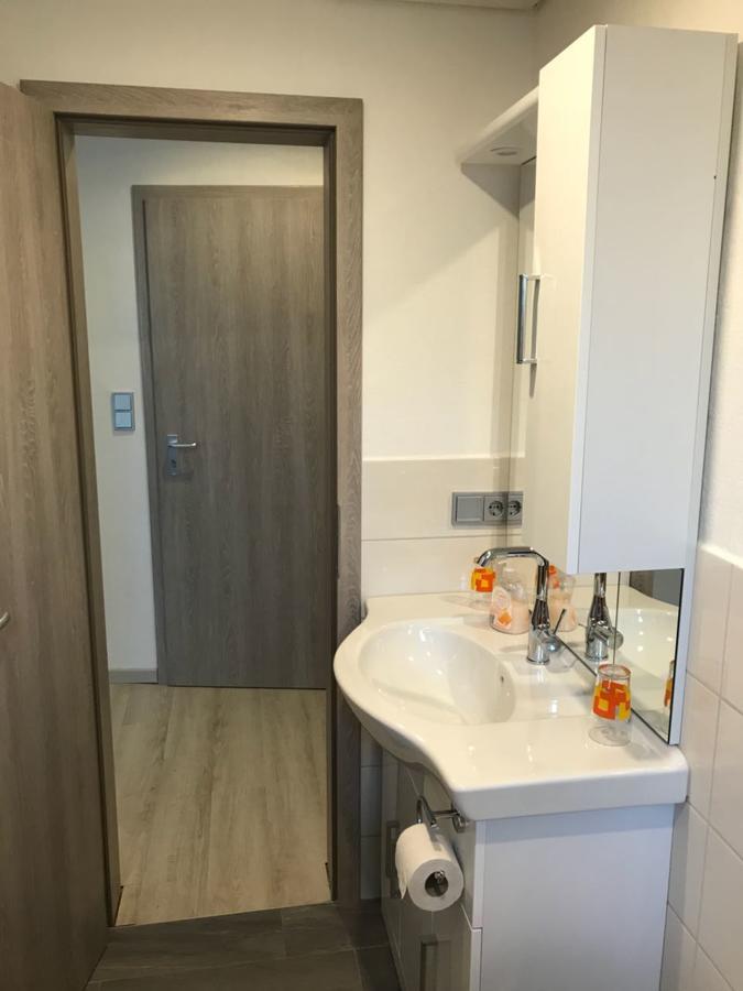 Messe-zimmer Tus-treff 2 Accommodatie bij particulieren *